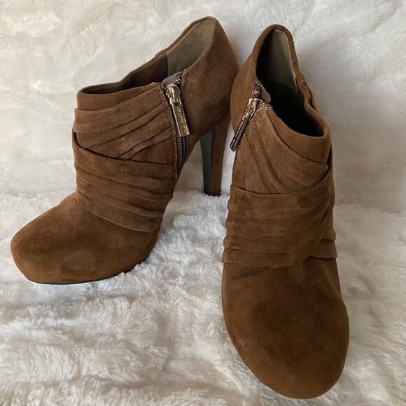 Gianni Bini Shoes - Gianni Bini Brown Suade Heel Booties Sz 7M